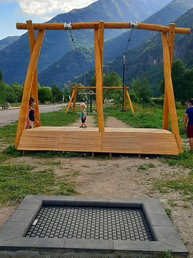 Bonic I Acollidor Triplex Amb Vistes Appartement Bohí Buitenkant foto