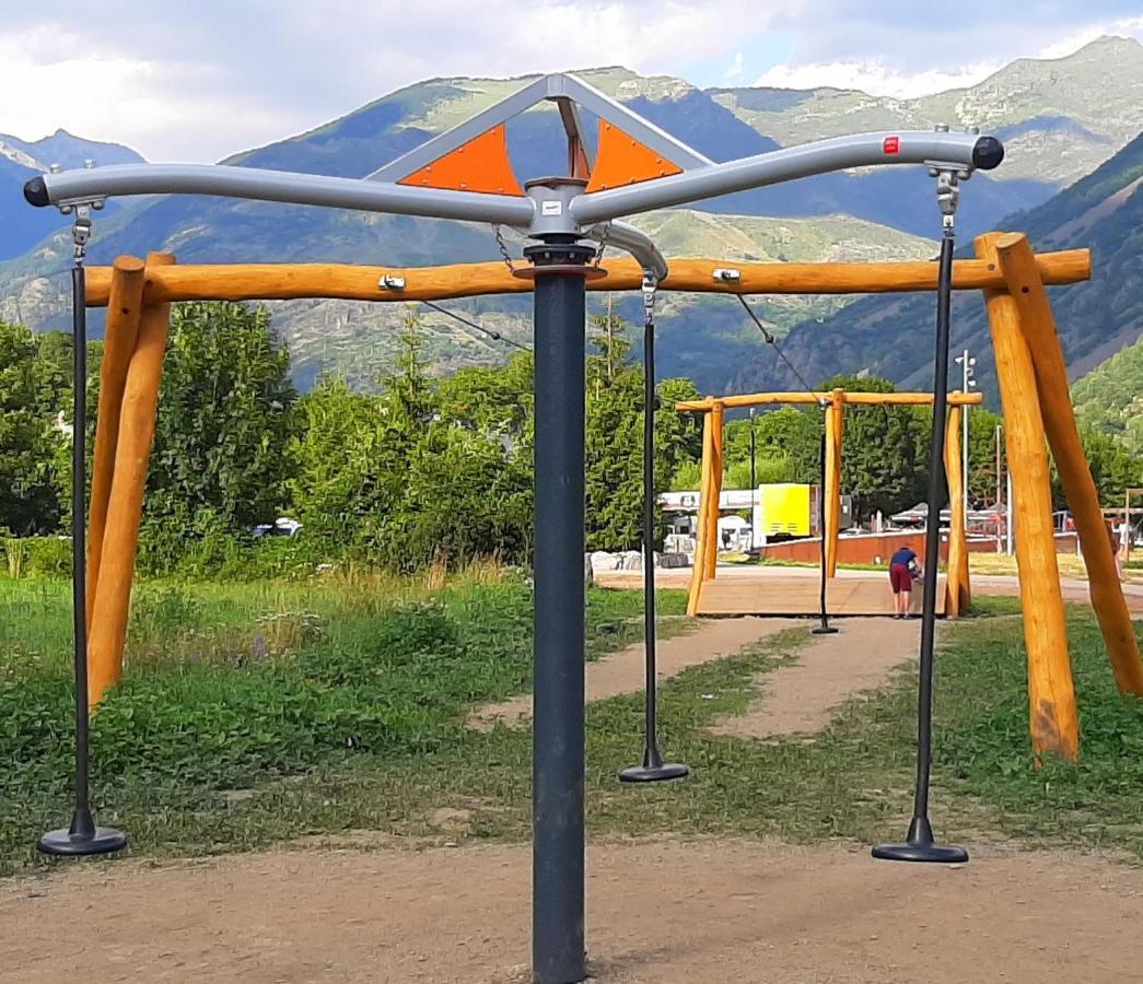 Bonic I Acollidor Triplex Amb Vistes Appartement Bohí Buitenkant foto