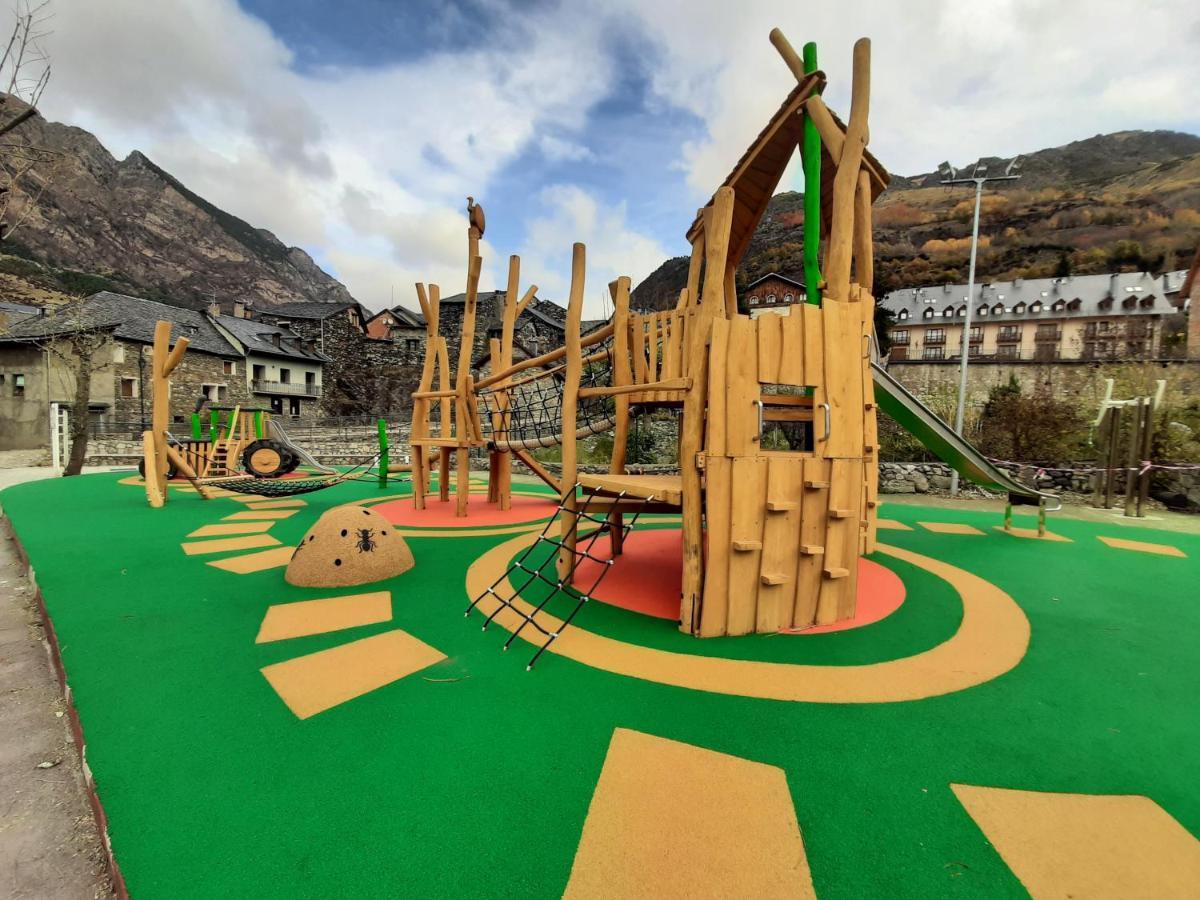 Bonic I Acollidor Triplex Amb Vistes Appartement Bohí Buitenkant foto